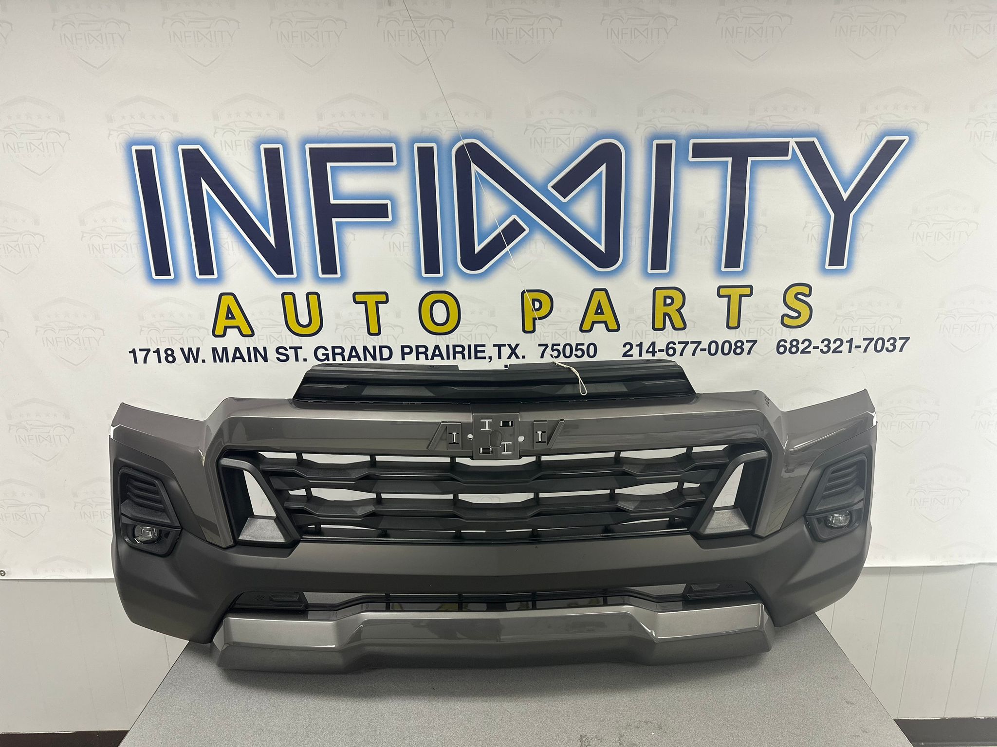 2023-2024 Chevrolet Colorado Front Bumper Assembly - Infinity Auto Parts 